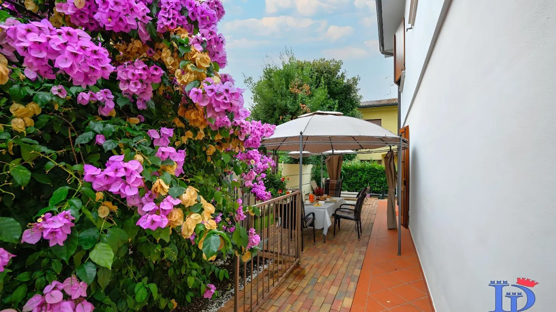 Desenzanoloft Official Partner Marriott Homes & Villas - Garden & Pool Desenzano del Garda 0*,